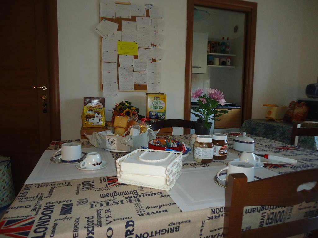 Casa Mozart B&B Лече Екстериор снимка