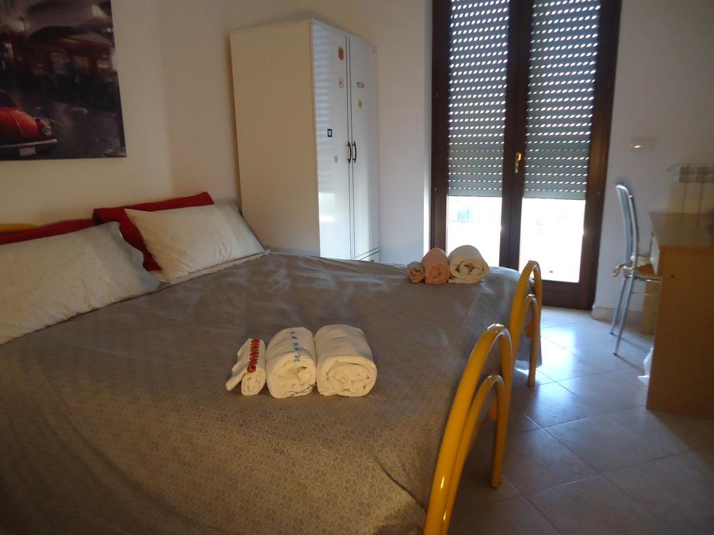 Casa Mozart B&B Лече Стая снимка