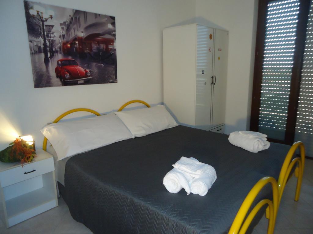 Casa Mozart B&B Лече Екстериор снимка